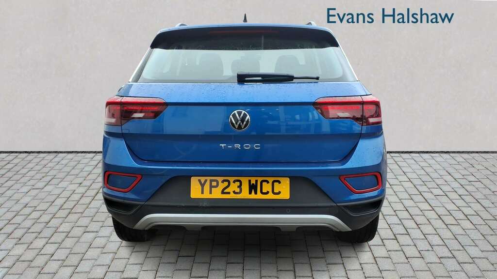 Volkswagen T-Roc 1.5 Tsi Life Dsg 2023 YP23WCC Blue #3
