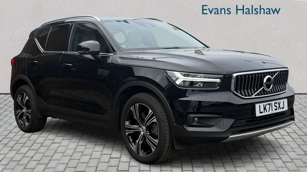 Volvo XC40 1.5 T5 Recharge Phev Inscription Pro 2021 Black #3
