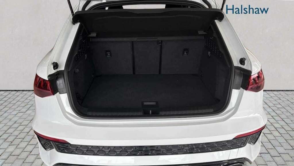 Audi RS3 Rs 3 Tfsi Quattro Carbon Black S Tronic 2022 YM22SWY White #5