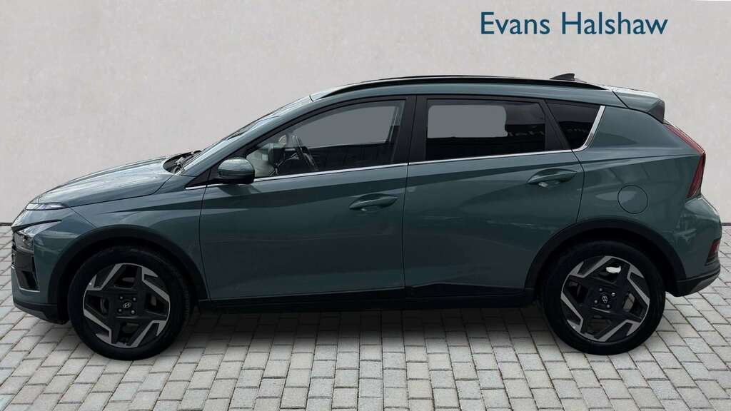 Hyundai Bayon 1.0 Tgdi Premium Dct 2024 YA24GJK Green #3
