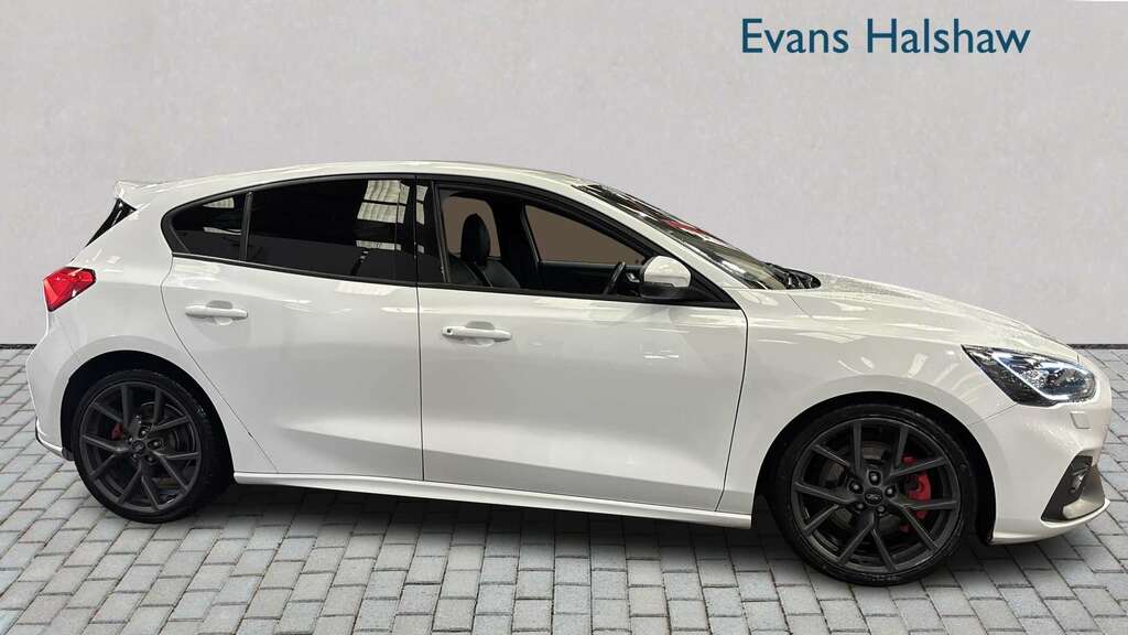 Ford Focus 2.0 Ecoblue 190 St 2019 White #3