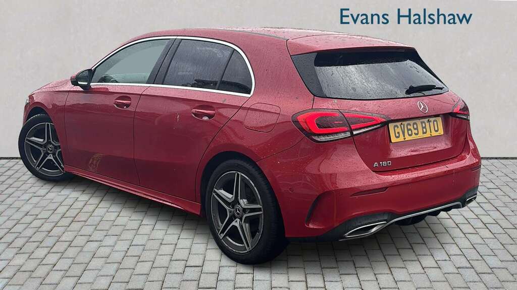 Mercedes-Benz A Class A180 Amg Line Executive 2019 GV69BTO Red #3