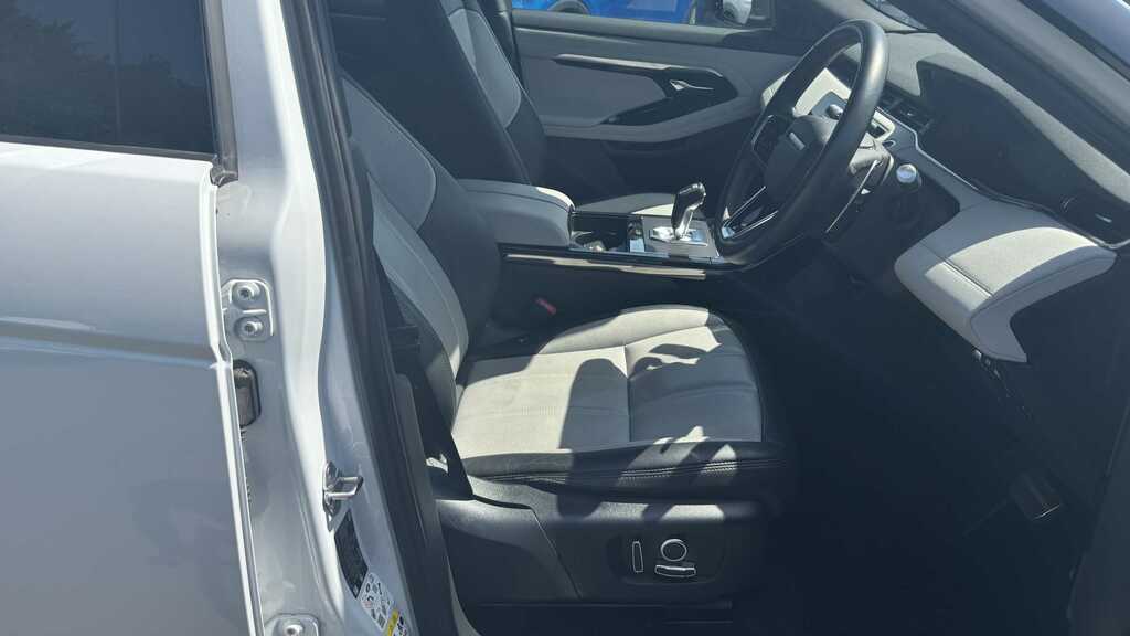 Land Rover Range Rover Evoque 2.0 D200 R-dynamic Se 2021 White #3