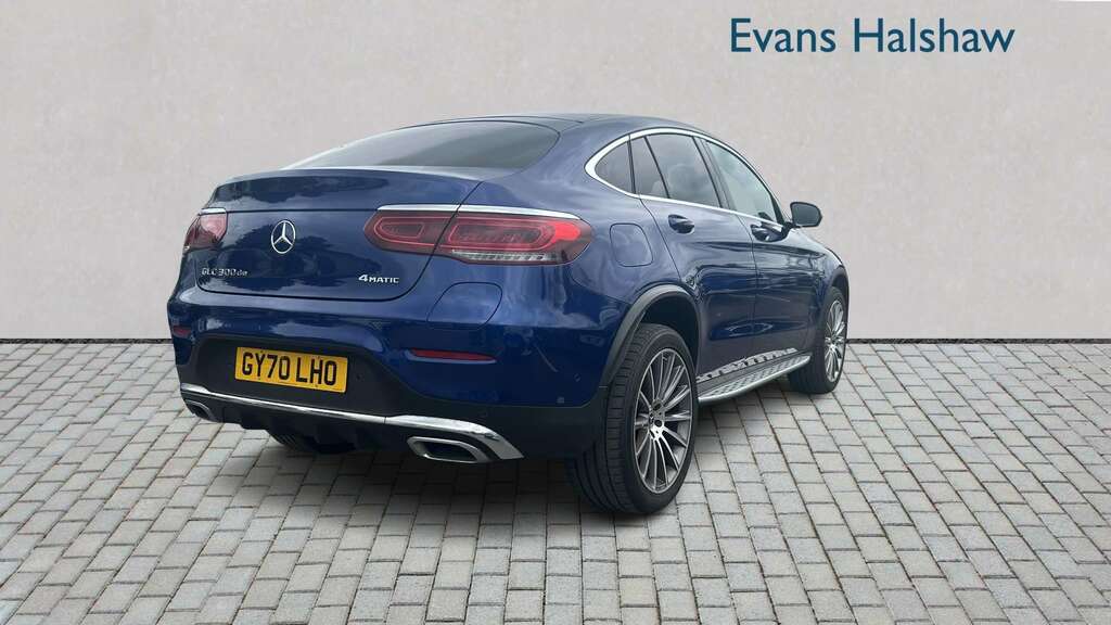 Mercedes-Benz GLC Class Glc 300De 4Matic Amg Line Premium 9G-tronic 20 GY70LHO Blue #3