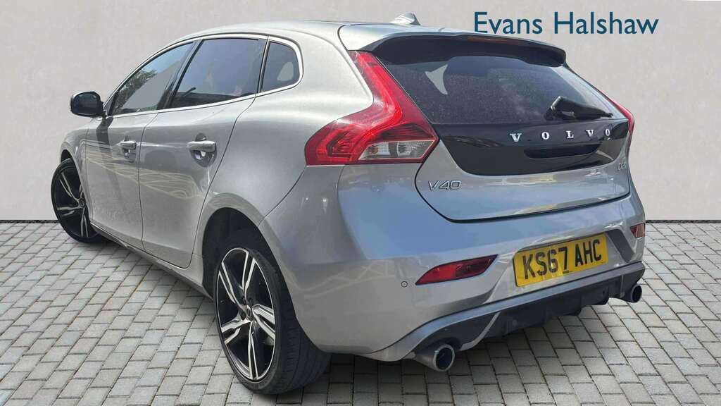 Volvo V40 D2 120 R Design Pro 2017 Silver