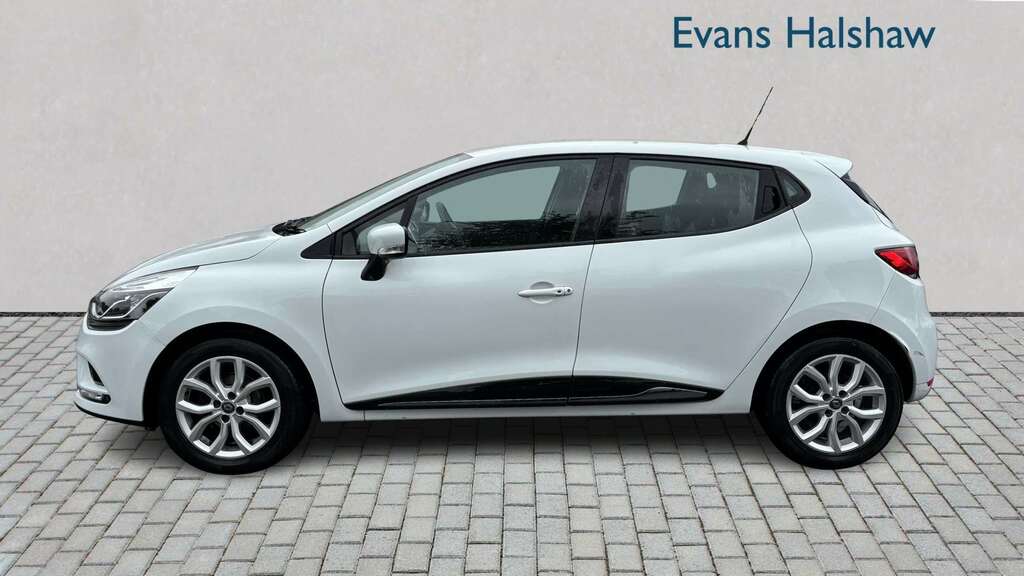 Renault Clio 1.2 16V Dynamique Nav 2018 DV18FTP White #3