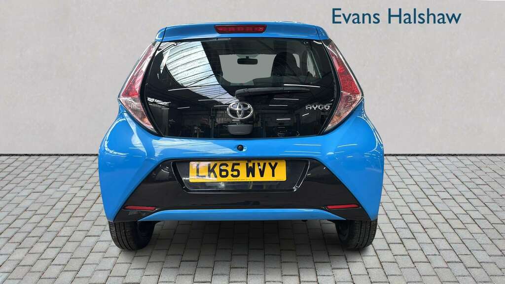 Toyota Aygo 1.0 Vvt-i X-cite 2 X-shift 2015 Blue #5
