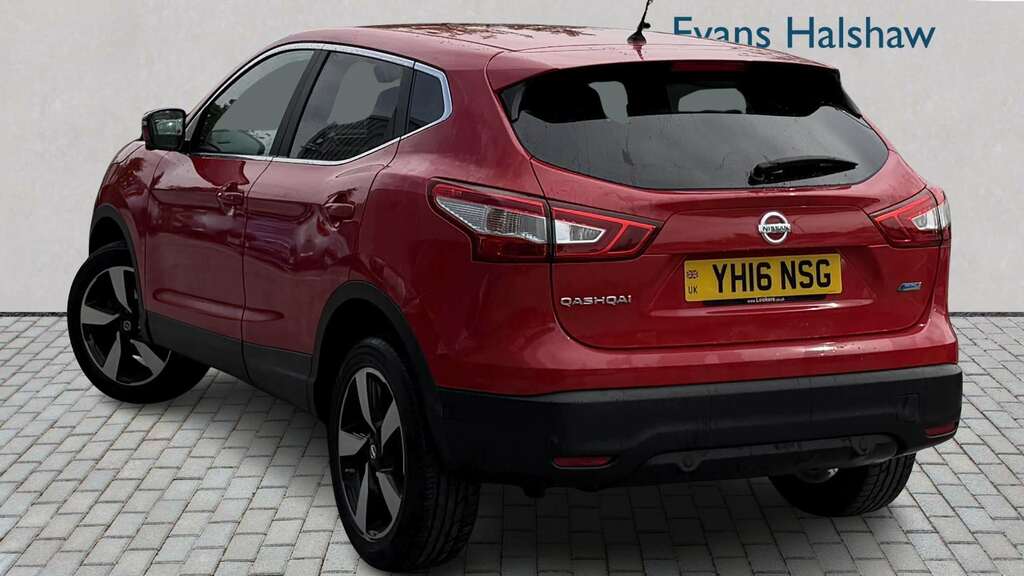 Nissan Qashqai 1.5 Dci N-connecta 2016 Red