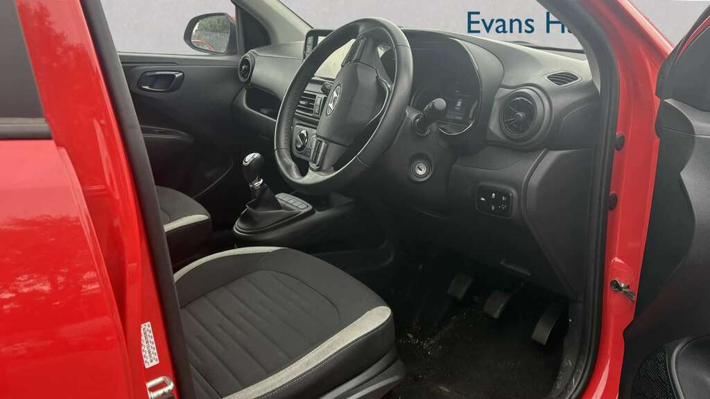 Hyundai I10 1.2 Mpi Se Connect 2021 KY21WPJ Red #5