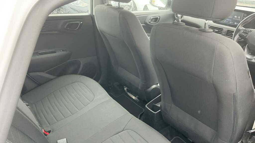 Hyundai I10 1.0 Mpi Se Connect 2022 White #6