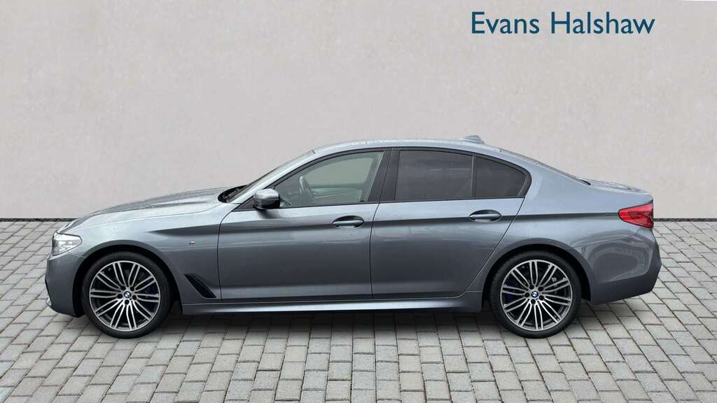 BMW 5 Series 530D M Sport 2019 AP68ZUC Blue #3