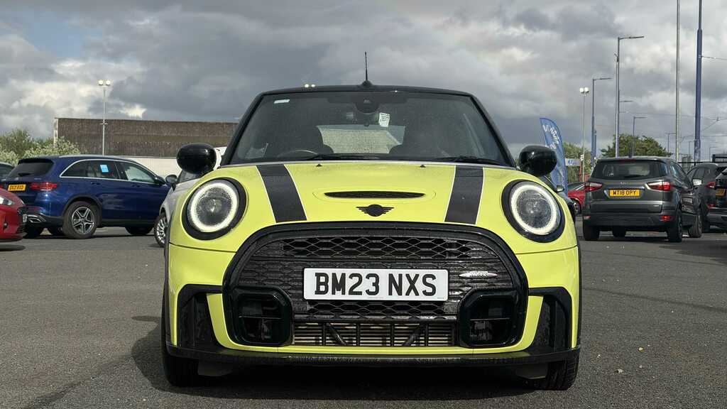 Mini Convertible 2.0 Cooper S Sport 2023 BM23NXS Yellow #3