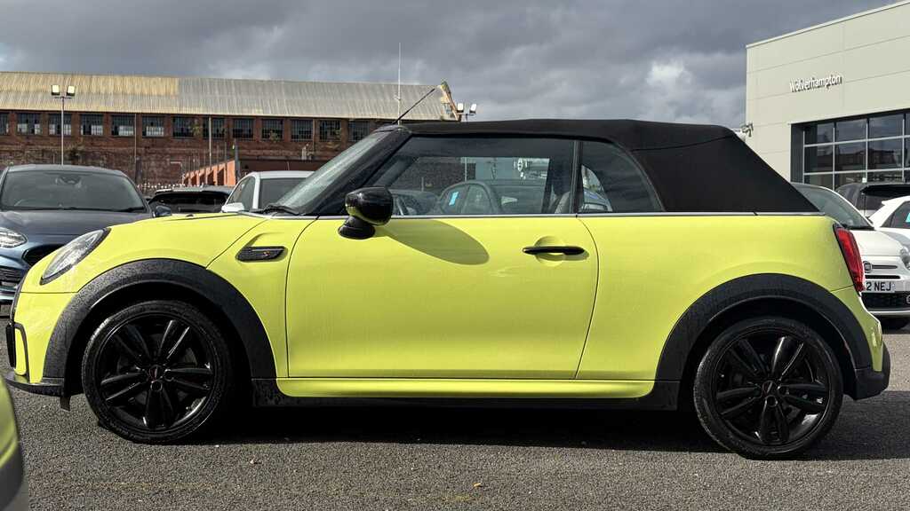 Mini Convertible 2.0 Cooper S Sport 2023 BM23NXS Yellow #4