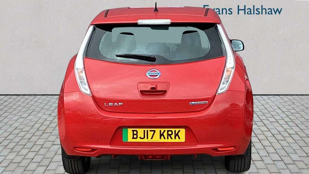 Nissan Leaf 80Kw Acenta 30Kwh 2017 BJ17KRK Red #4
