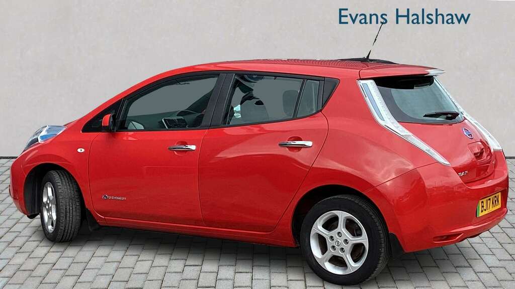 Nissan Leaf 80Kw Acenta 30Kwh 2017 BJ17KRK Red #2