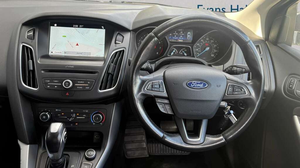Ford Focus 1.0 Ecoboost 125 Zetec Edition 2018 LA67FCG Grey #4
