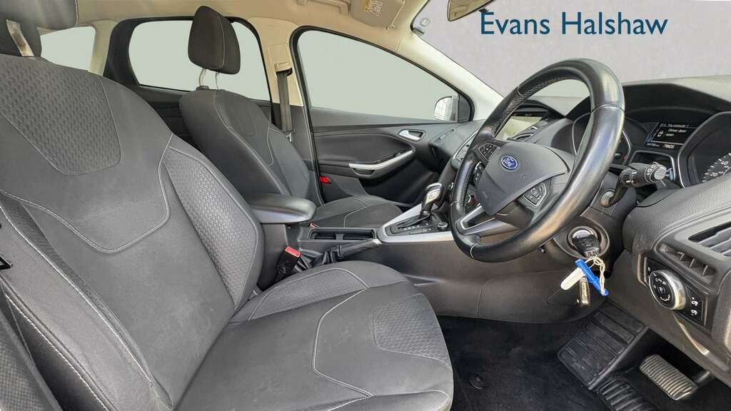Ford Focus 1.0 Ecoboost 125 Zetec Edition 2018 LA67FCG Grey #3
