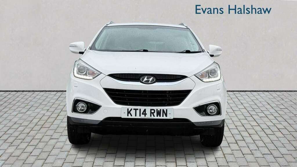 Hyundai Ix35 2.0 Crdi Premium Leather 2014 White #2