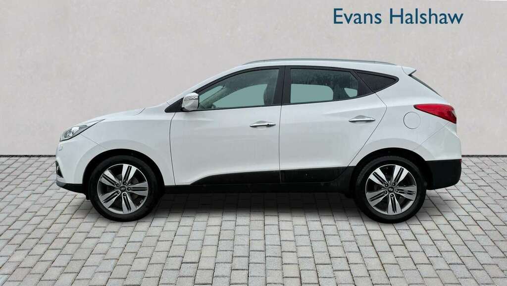 Hyundai Ix35 2.0 Crdi Premium Leather 2014 White #4