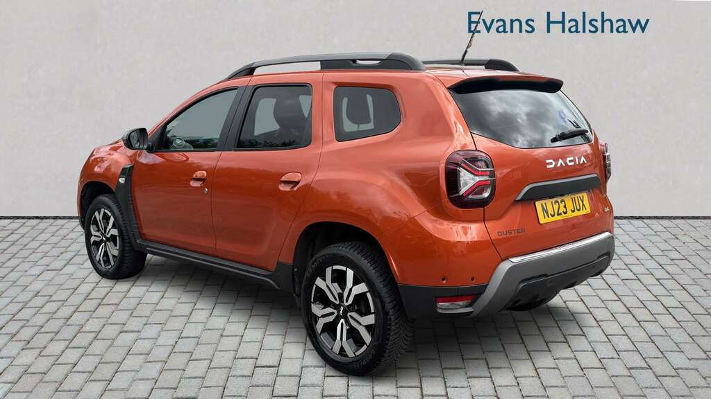 Dacia Duster 1.5 Blue Dci Journey 4X4 2023 NJ23JUX Orange #2
