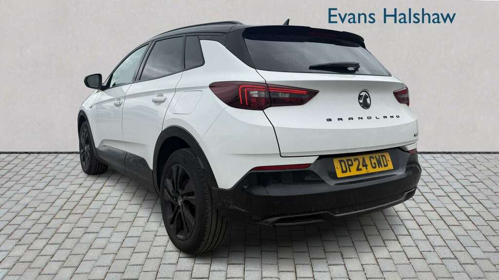Vauxhall Grandland 1.6 Plug-in Hybrid Gs 2024 DP24GWD White #5