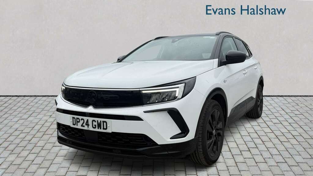 Vauxhall Grandland 1.6 Plug-in Hybrid Gs 2024 DP24GWD White #3