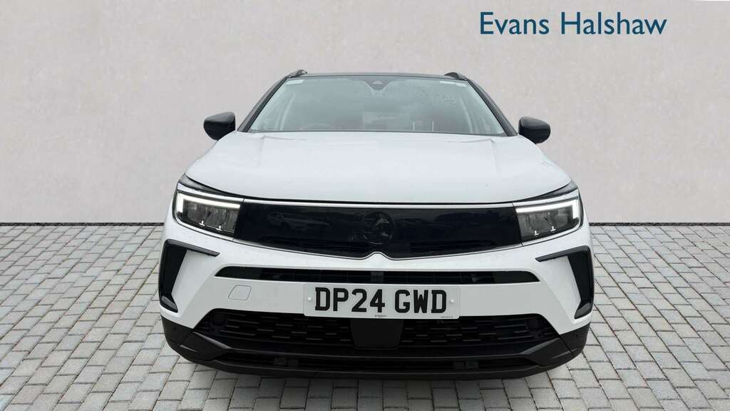 Vauxhall Grandland 1.6 Plug-in Hybrid Gs 2024 DP24GWD White #2