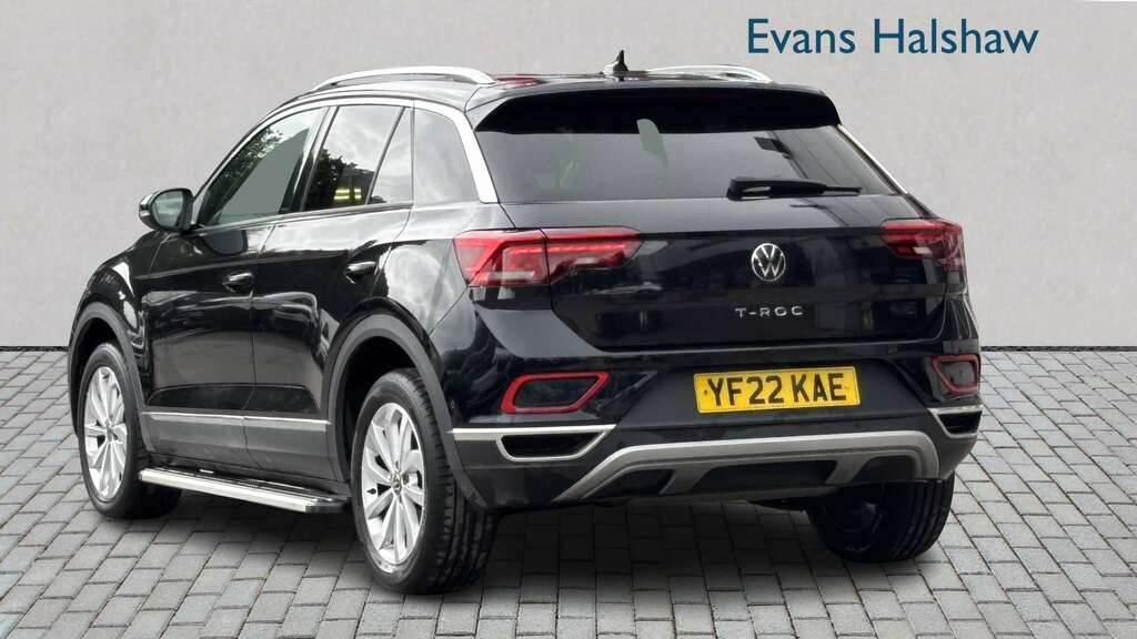 Volkswagen T-Roc 1.5 Tsi Style 2022 YF22KAE Black #2