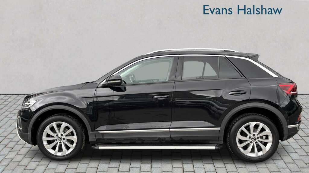 Volkswagen T-Roc 1.5 Tsi Style 2022 YF22KAE Black #3
