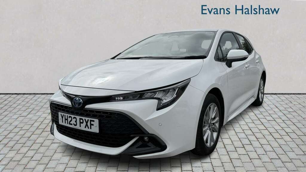 Toyota Corolla 1.8 Hybrid Icon Cvt 2023 YH23PXF White #3