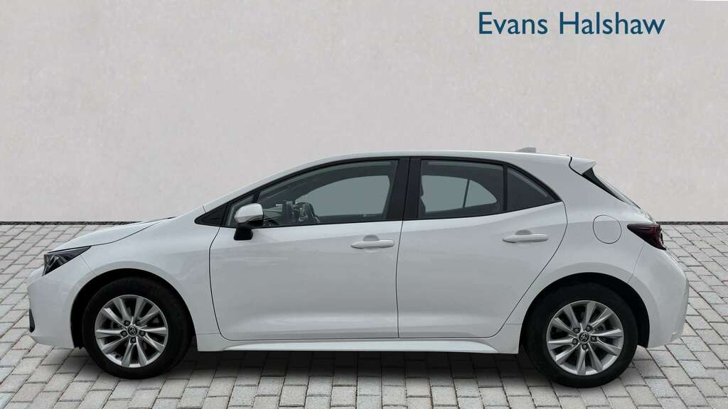 Toyota Corolla 1.8 Hybrid Icon Cvt 2023 YH23PXF White #4