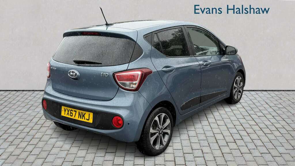 Hyundai I10 1.2 Premium Se 2017 Blue #2