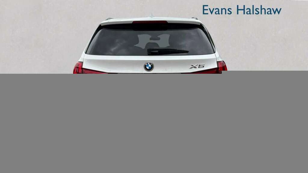 BMW X5 Xdrive30d M Sport 2018 SD18NGO White #4