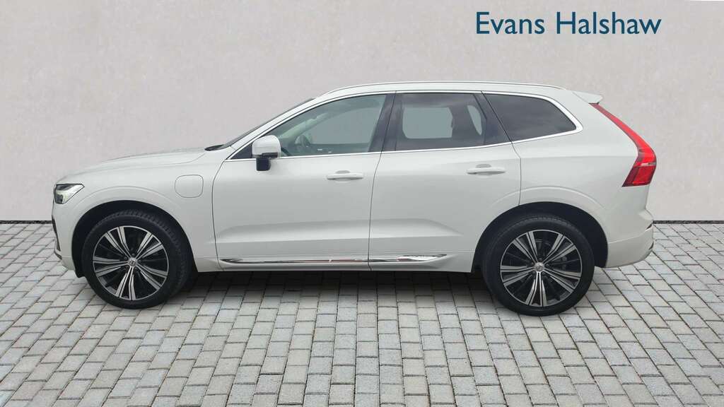 Volvo XC60 2.0 T6 Recharge Phev Inscription Awd 2021 YF71HRZ White #3