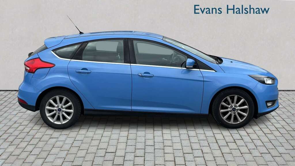 Ford Focus 1.0 Ecoboost 125 Titanium 2016 BT66OAA Blue #3