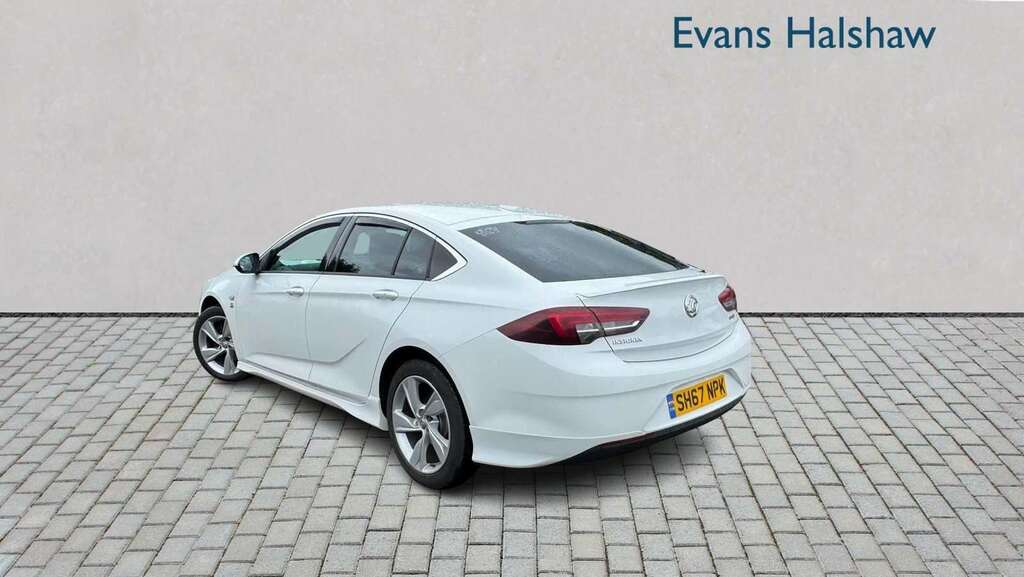 Vauxhall Insignia 1.5T Sri Vx-line Nav 2017 SH67NPK White #2