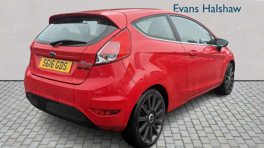 Ford Fiesta 1.25 82 Zetec 2016 SG16GDS Red #4