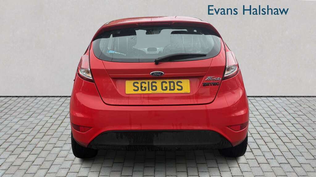 Ford Fiesta 1.25 82 Zetec 2016 SG16GDS Red #5