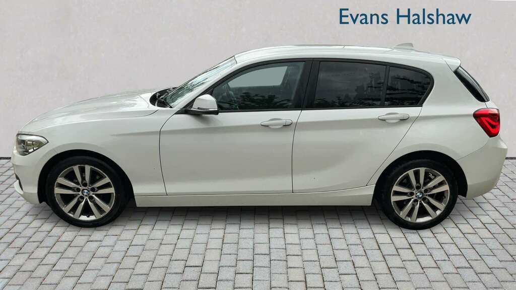 BMW 1 Series 118I 1.5 Sport Navservotronic 2019 FY19KGN White #3