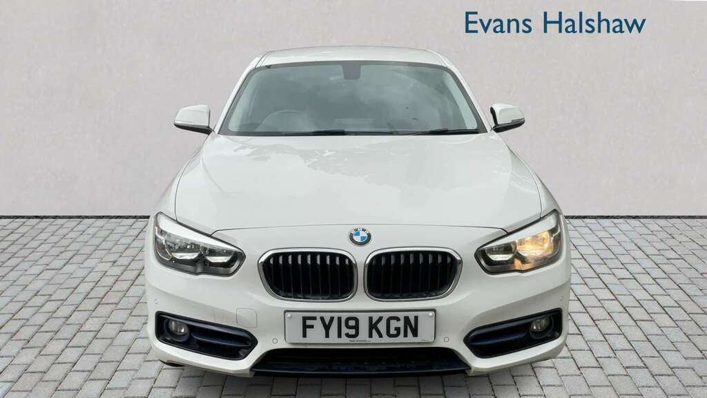 BMW 1 Series 118I 1.5 Sport Navservotronic 2019 FY19KGN White #4