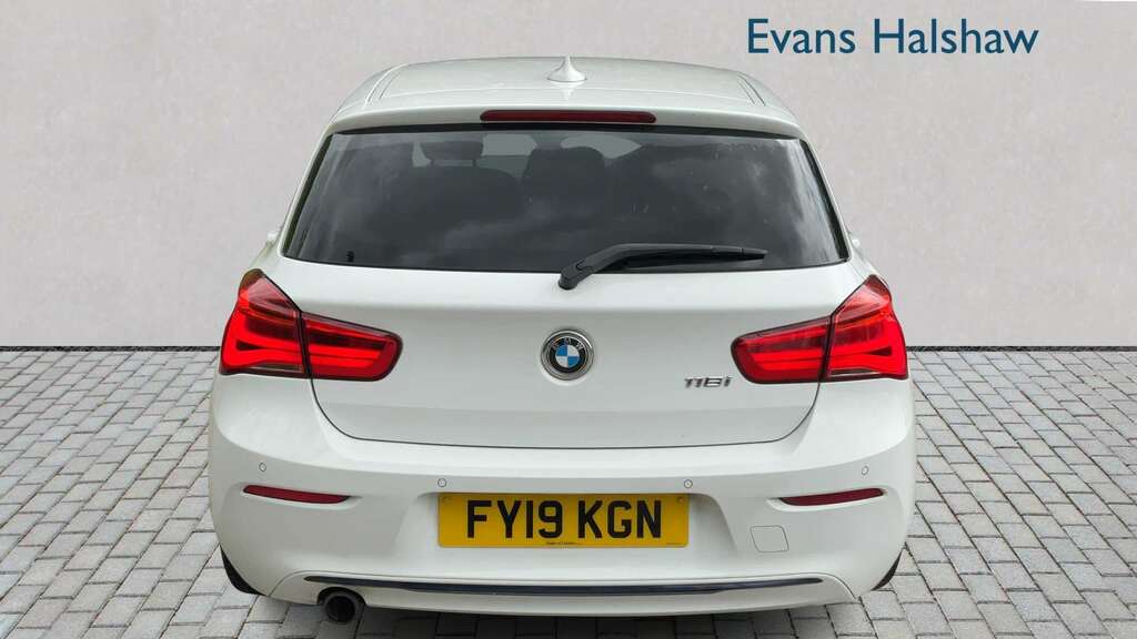 BMW 1 Series 118I 1.5 Sport Navservotronic 2019 FY19KGN White #5