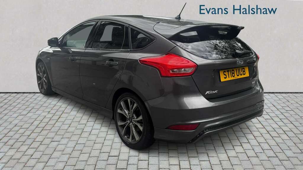 Ford Focus 1.0 Ecoboost 140 St-line Navigation 2018 ST18UUB Grey #4