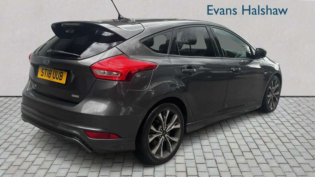 Ford Focus 1.0 Ecoboost 140 St-line Navigation 2018 ST18UUB Grey #6