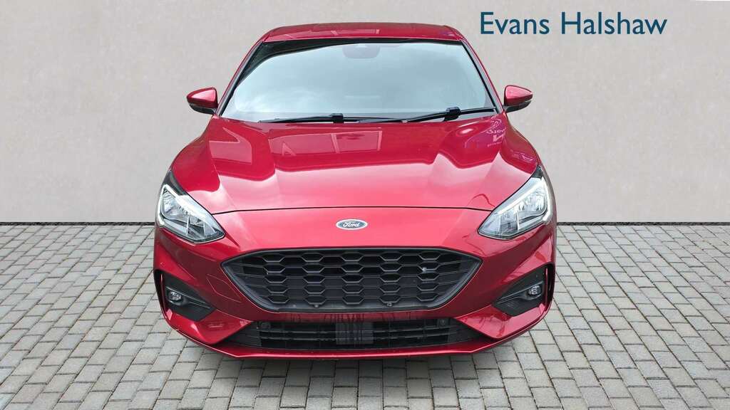 Ford Focus 1.0 Ecoboost 125 St-line 2019 NX69KAK Red #4