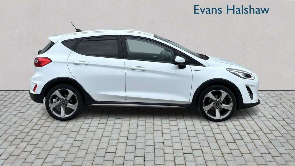 Ford Fiesta 1.0 Ecoboost 125 Active X 2020 BL69LYX White #2