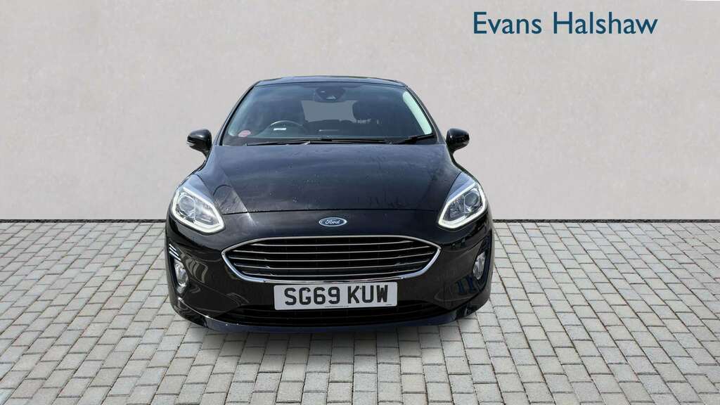 Ford Fiesta 1.0 Ecoboost Titanium 2019 SG69KUW Black #2