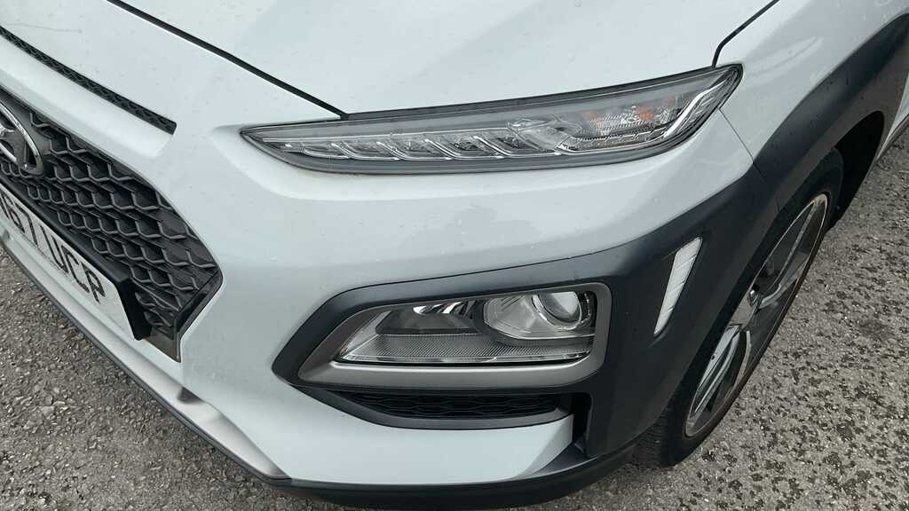 Hyundai Kona Hatchback Grey #28