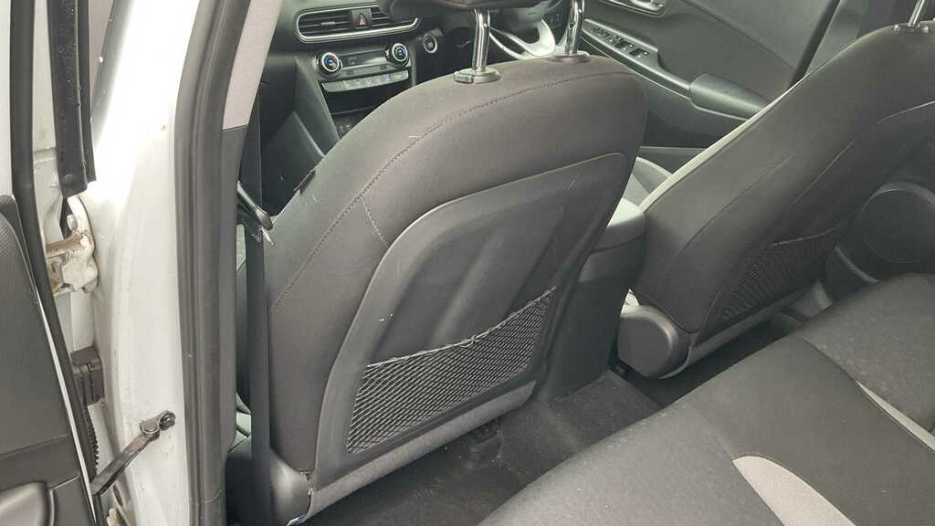 Hyundai Kona Hatchback Grey #30