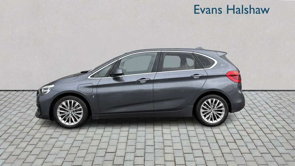 BMW 2 Series 225Xe Luxury 2018 Grey #3