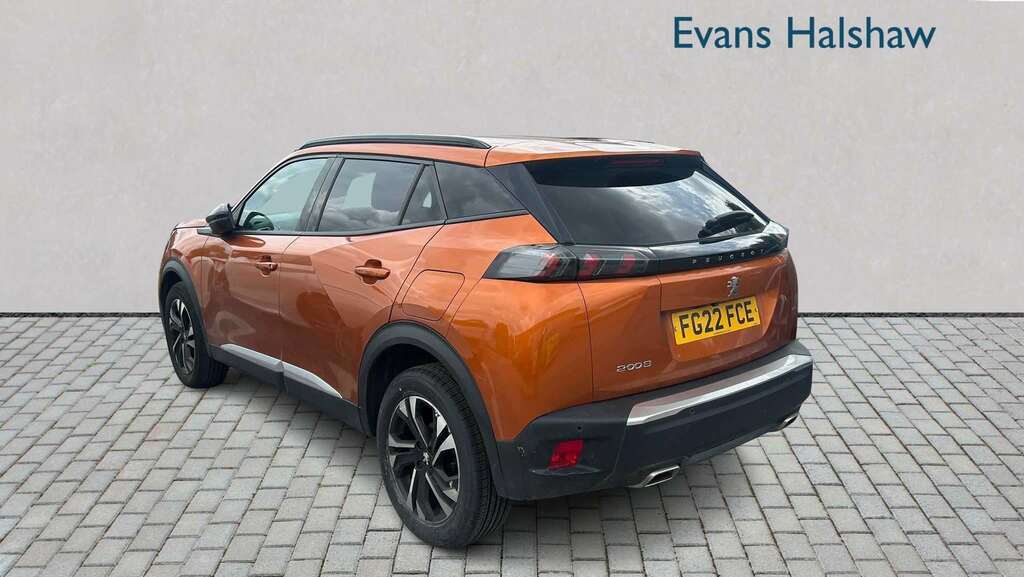 Peugeot 2008 1.2 Puretech 130 Allure Premium 2022 FG22FCE Orange #2